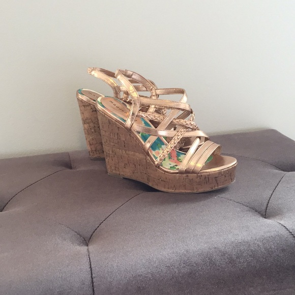 madden girl wedge shoes